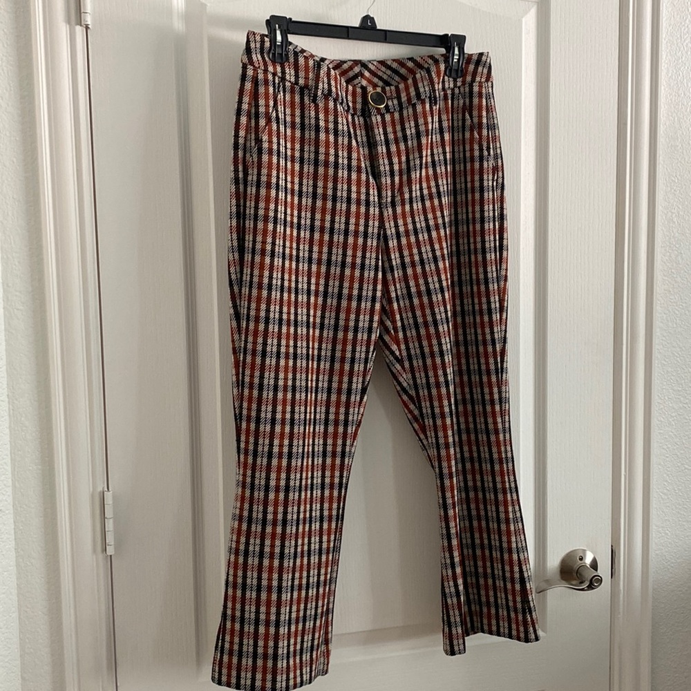Cabi size 8 ankle length flare trouser.